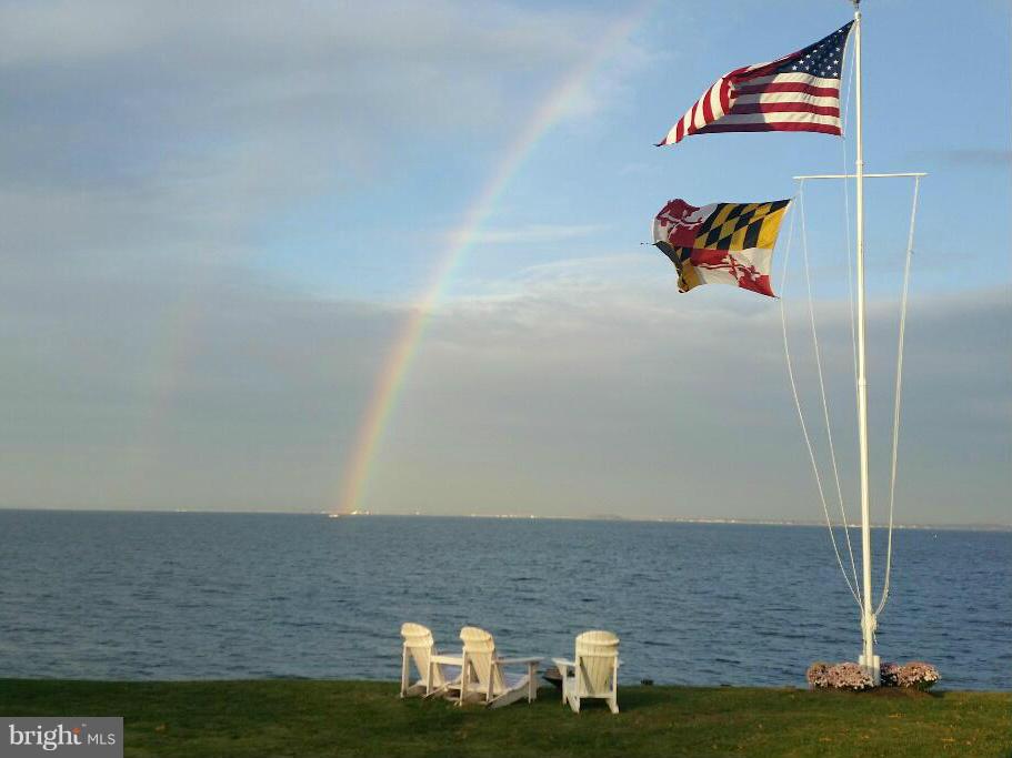 QUEEN ANNE COLONY - Residential