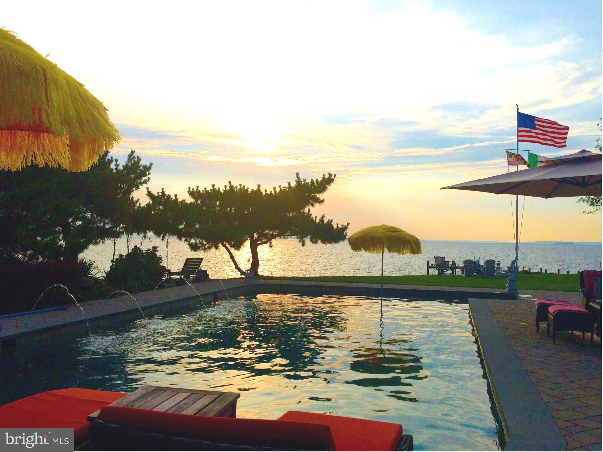 QUEEN ANNE COLONY - Residential