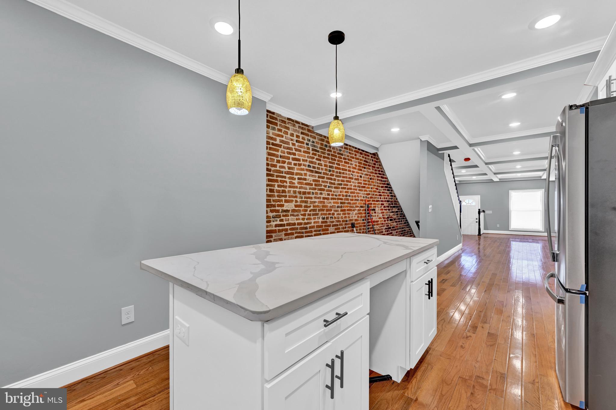 BIDDLE STREET - Residential