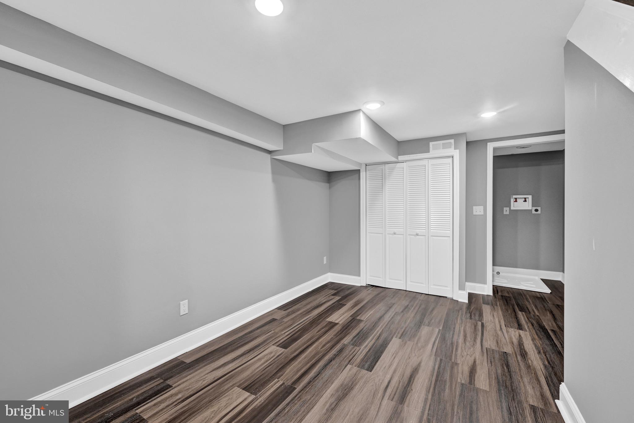 BIDDLE STREET - Residential