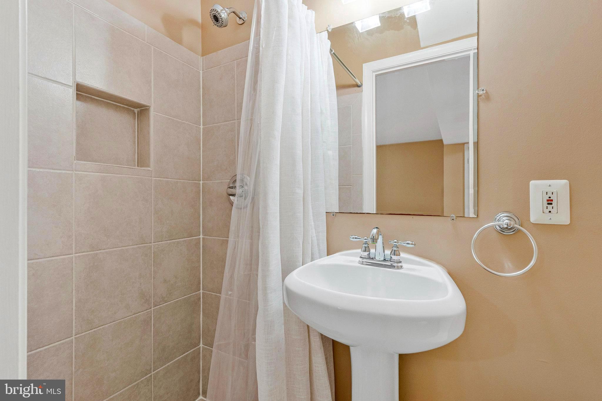 MCNAIR FARMS WEST - Residential