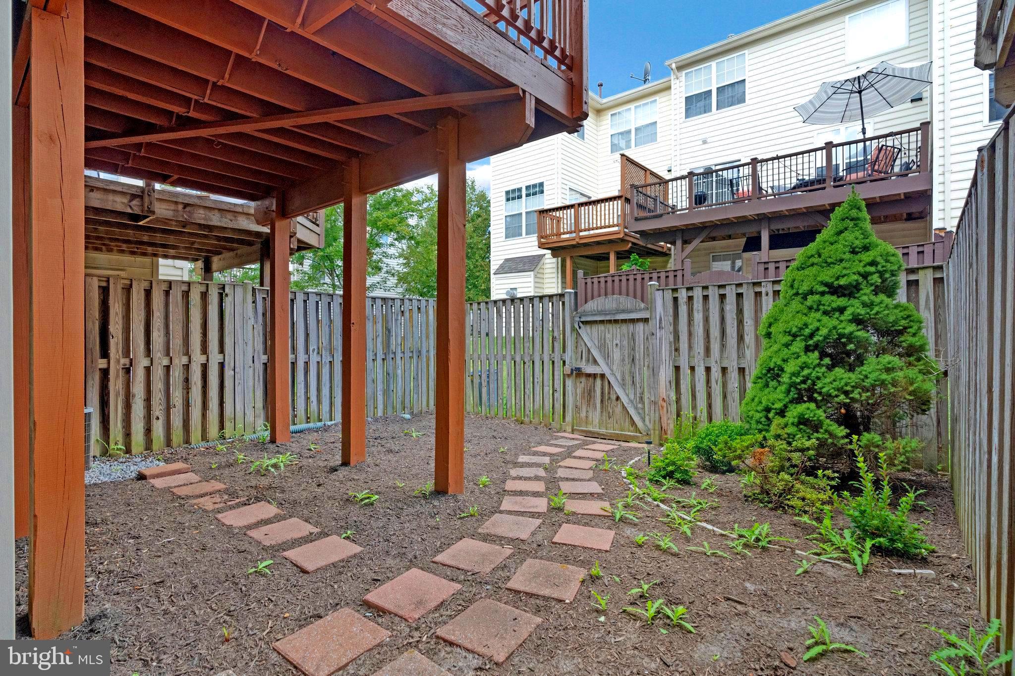 MCNAIR FARMS WEST - Residential