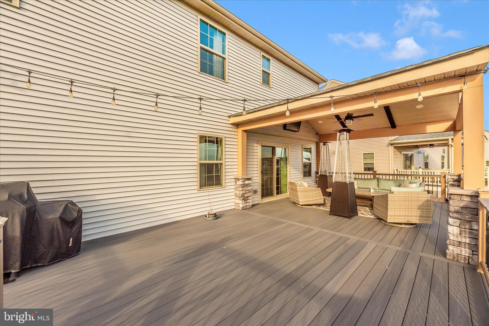 LAKE LINGANORE EAGLEHEAD - Residential