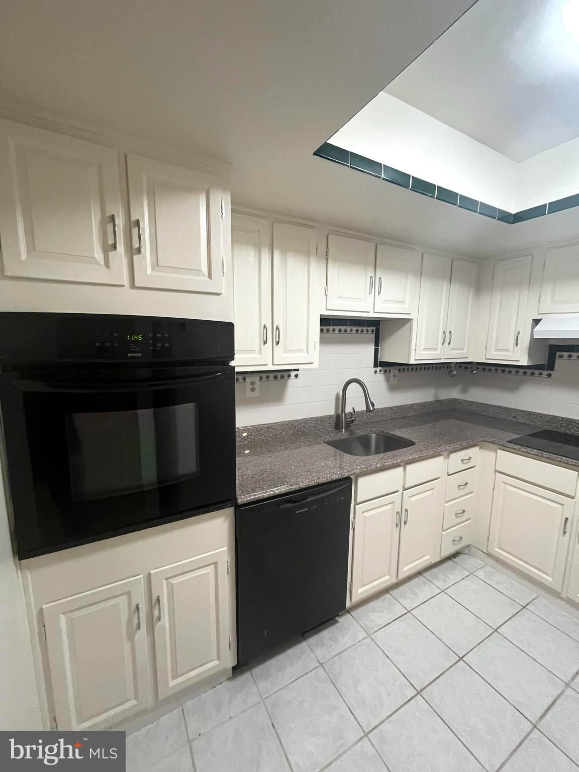 VILLAGE OF HARPERS CHOICE - Residential