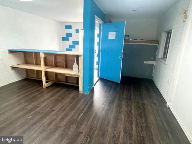 ST CHARLES IND PARK SUB - Commercial Lease