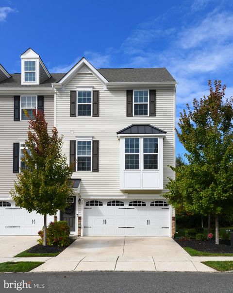 28 PEACOCK CIRCLE SEWELL NJ 08080