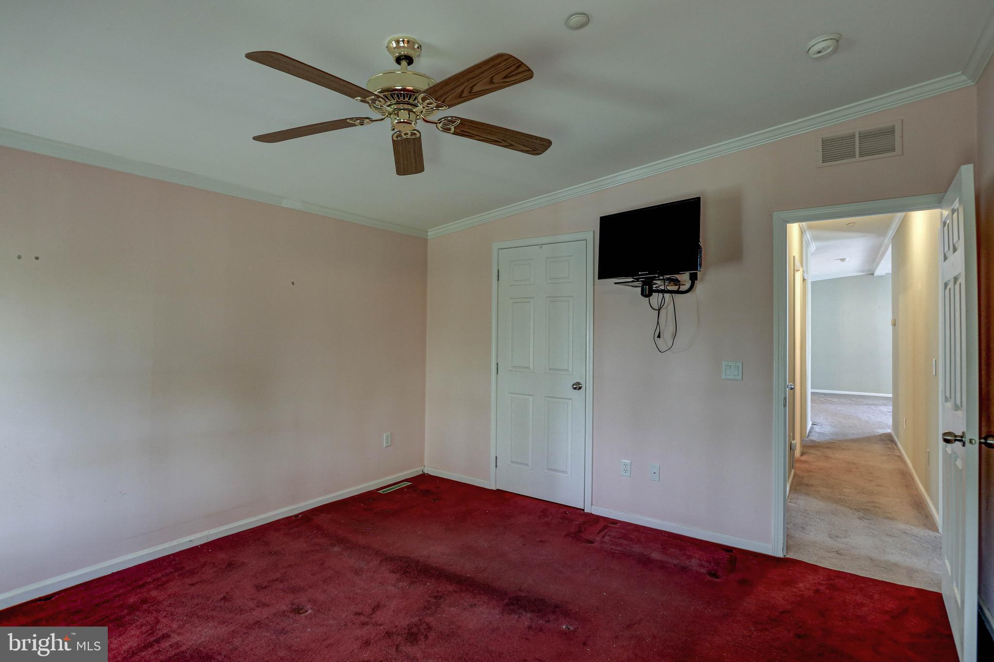 LITTLE FARM ESTATES - Residential
