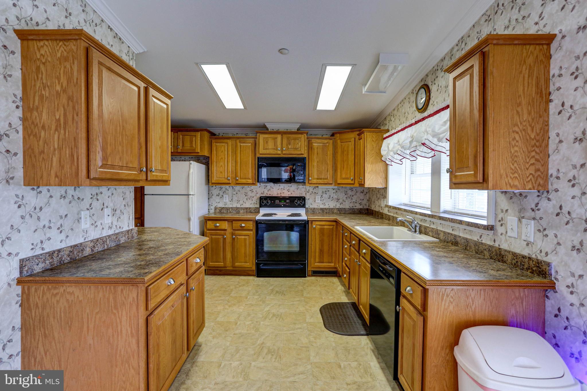 LITTLE FARM ESTATES - Residential