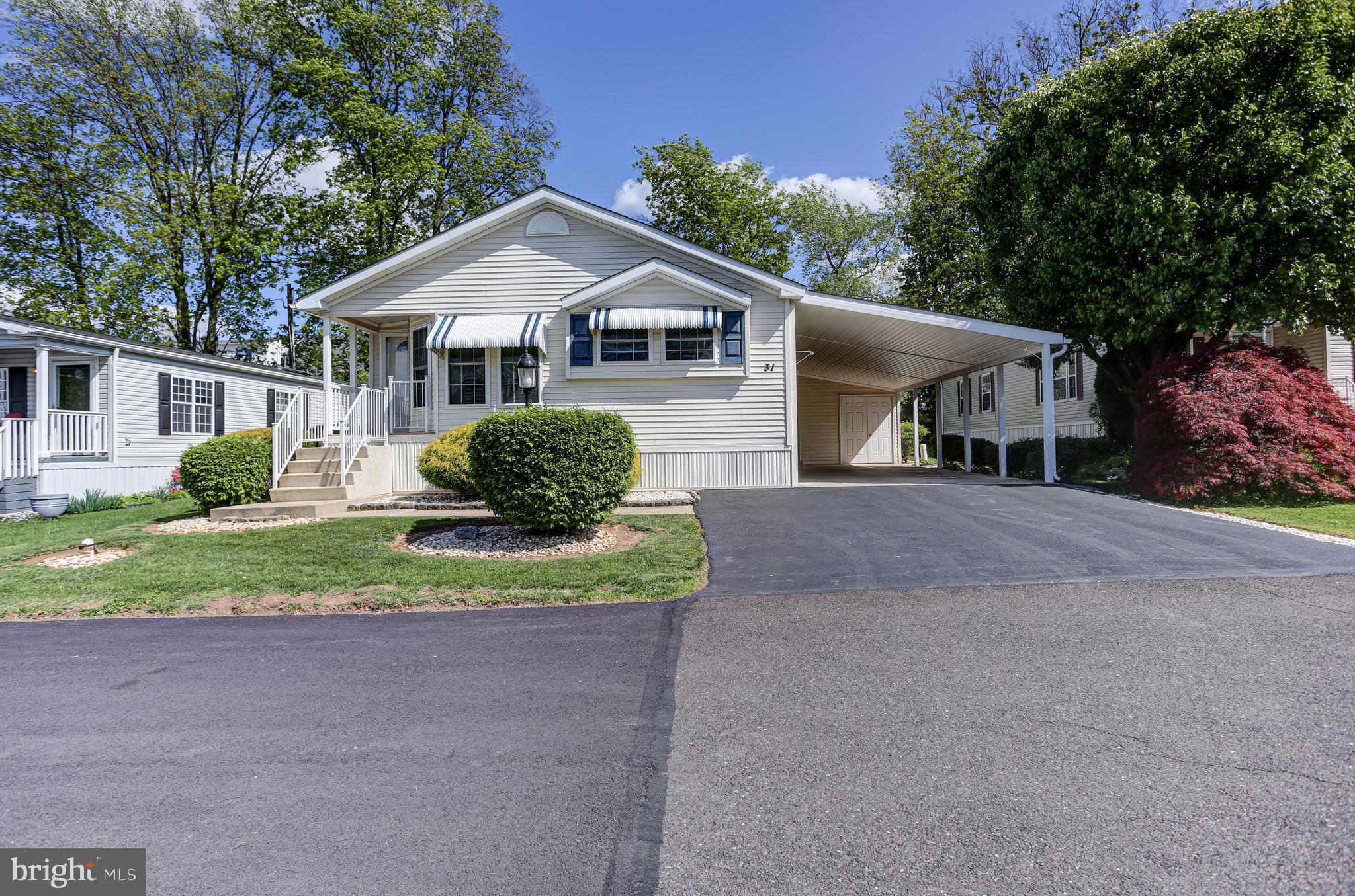 LITTLE FARM ESTATES - Residential