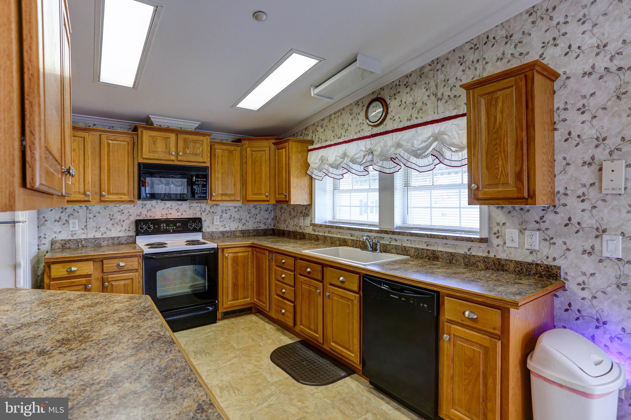 LITTLE FARM ESTATES - Residential