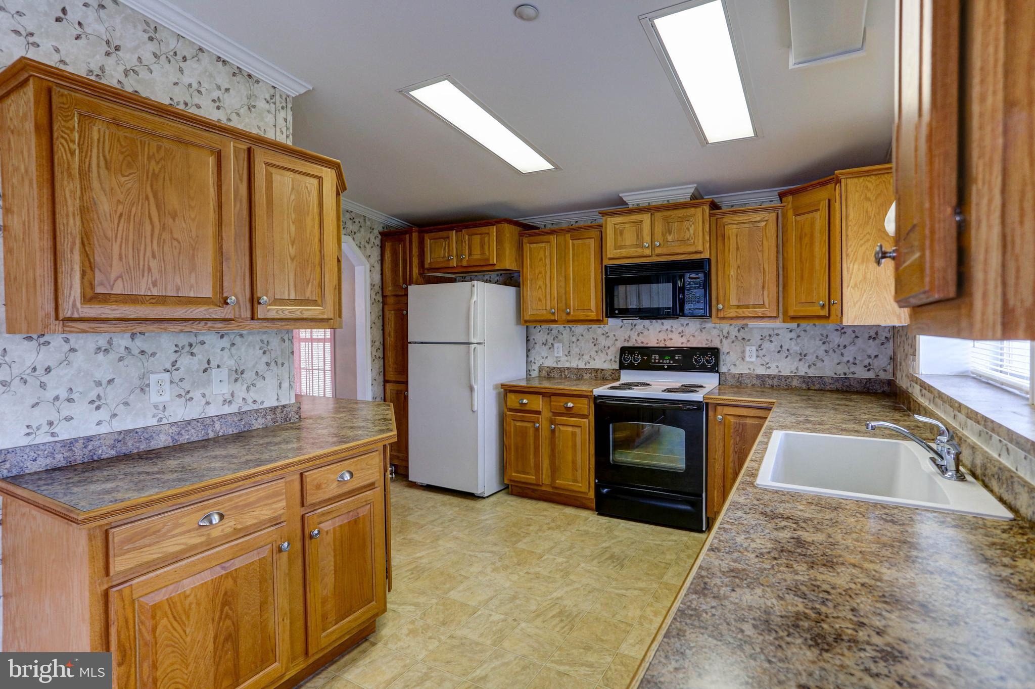 LITTLE FARM ESTATES - Residential