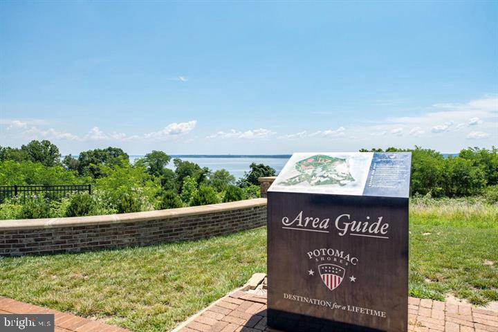 POTOMAC SHORES - Residential