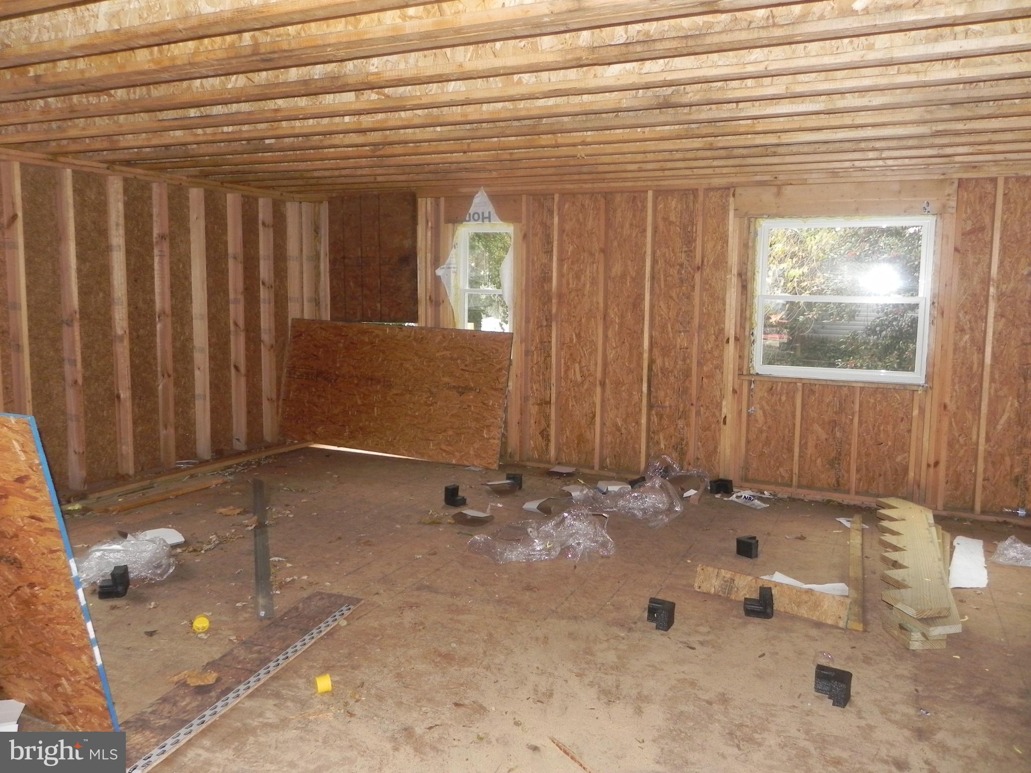 4605 BURLINGTON ROAD