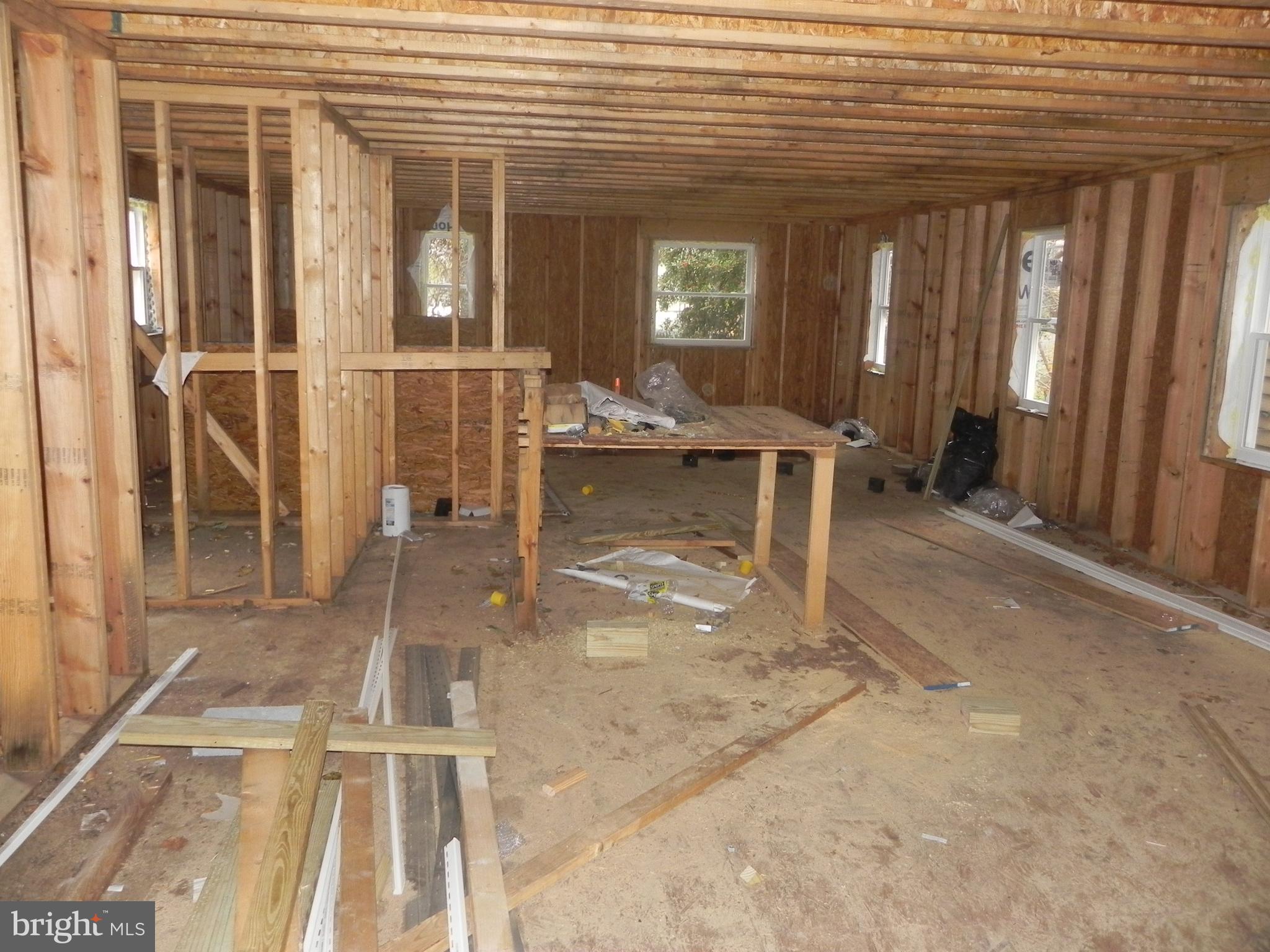 4605 BURLINGTON ROAD