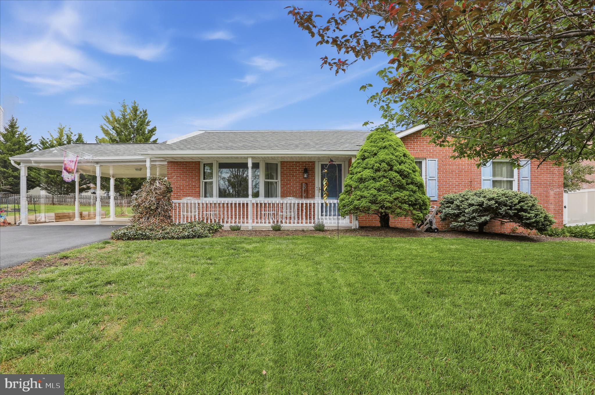 COLONIAL PARK EAST - Residential