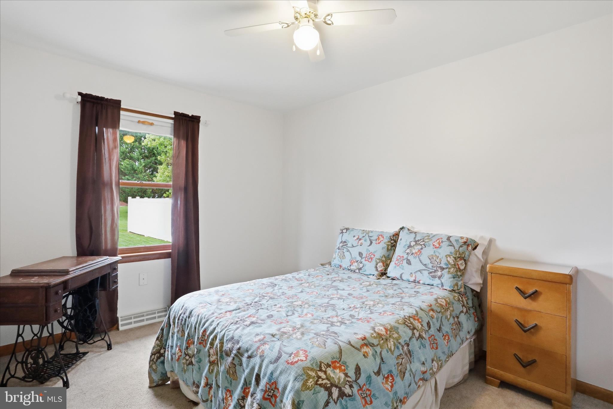 COLONIAL PARK EAST - Residential