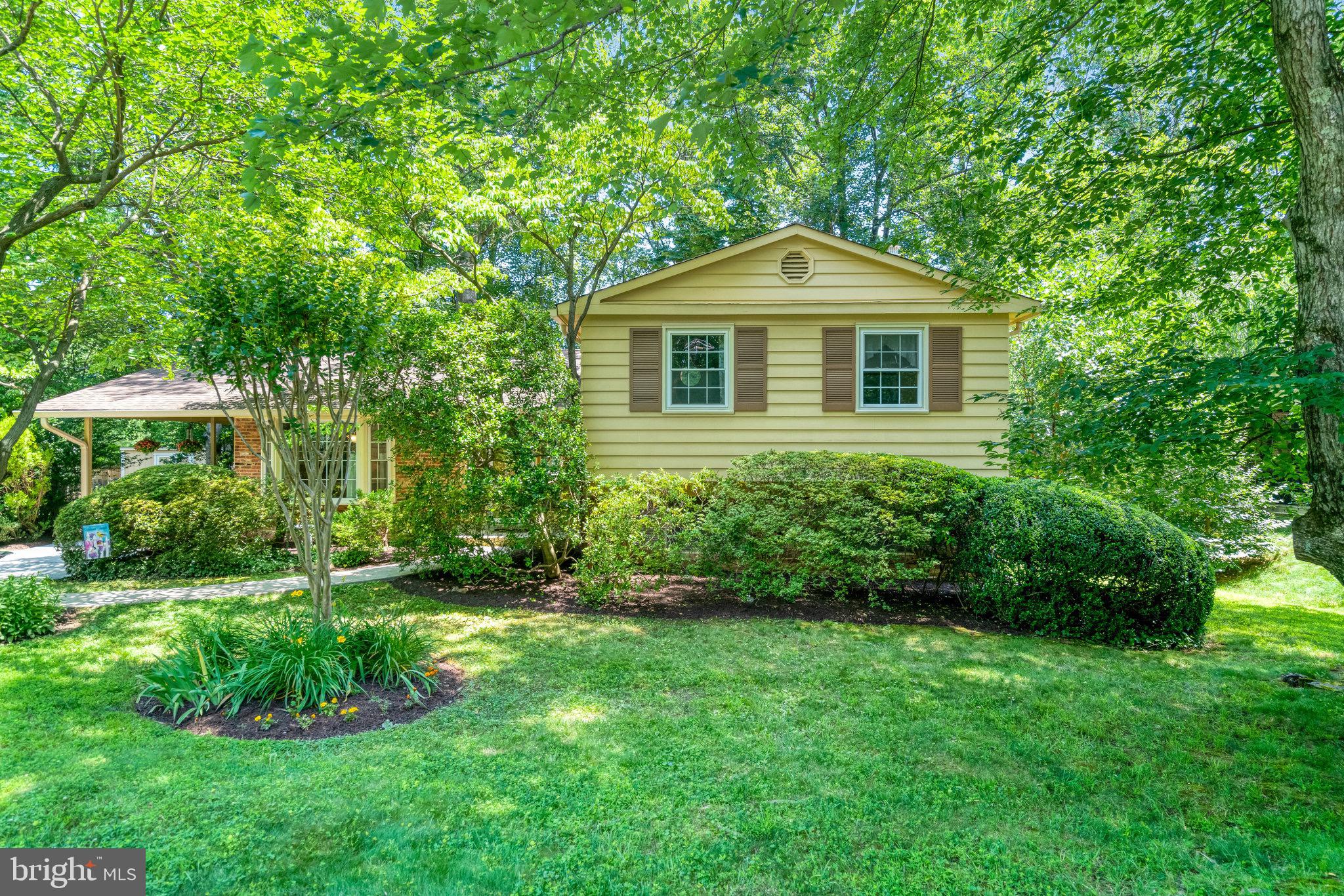 8616 CANTERBURY DRIVE