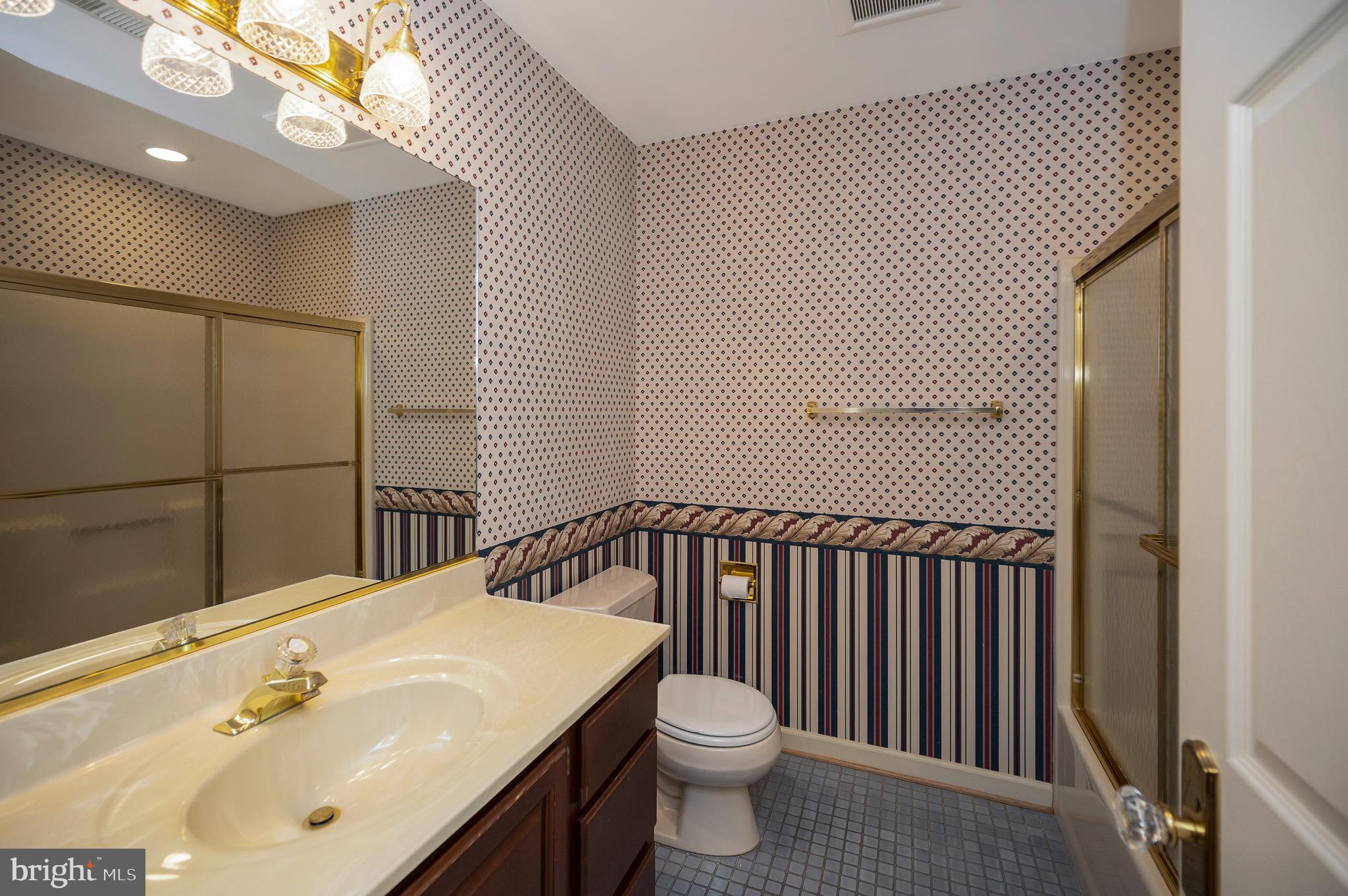 LAKE OF THE WOODS - Residential