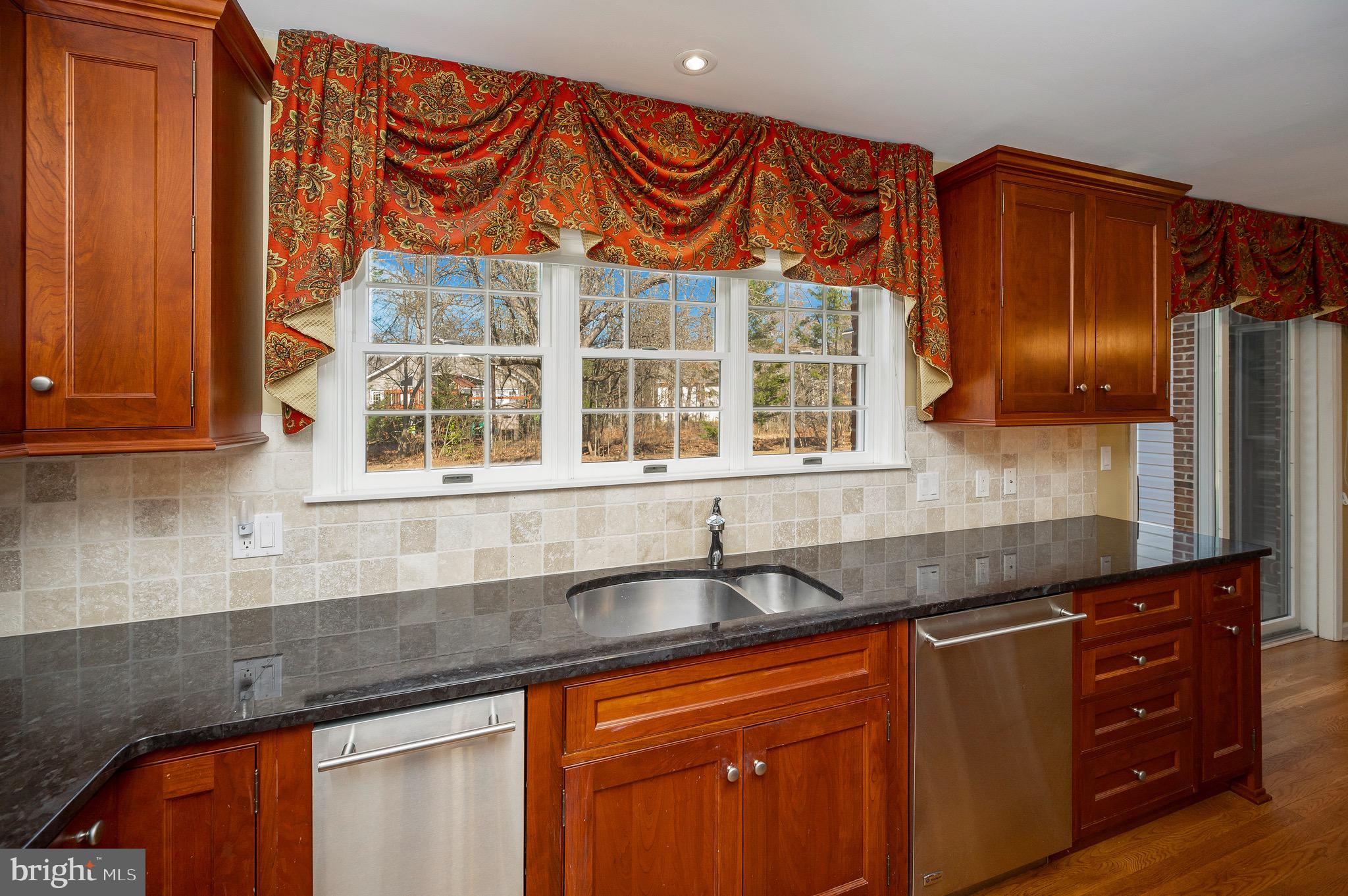 LAKE OF THE WOODS - Residential