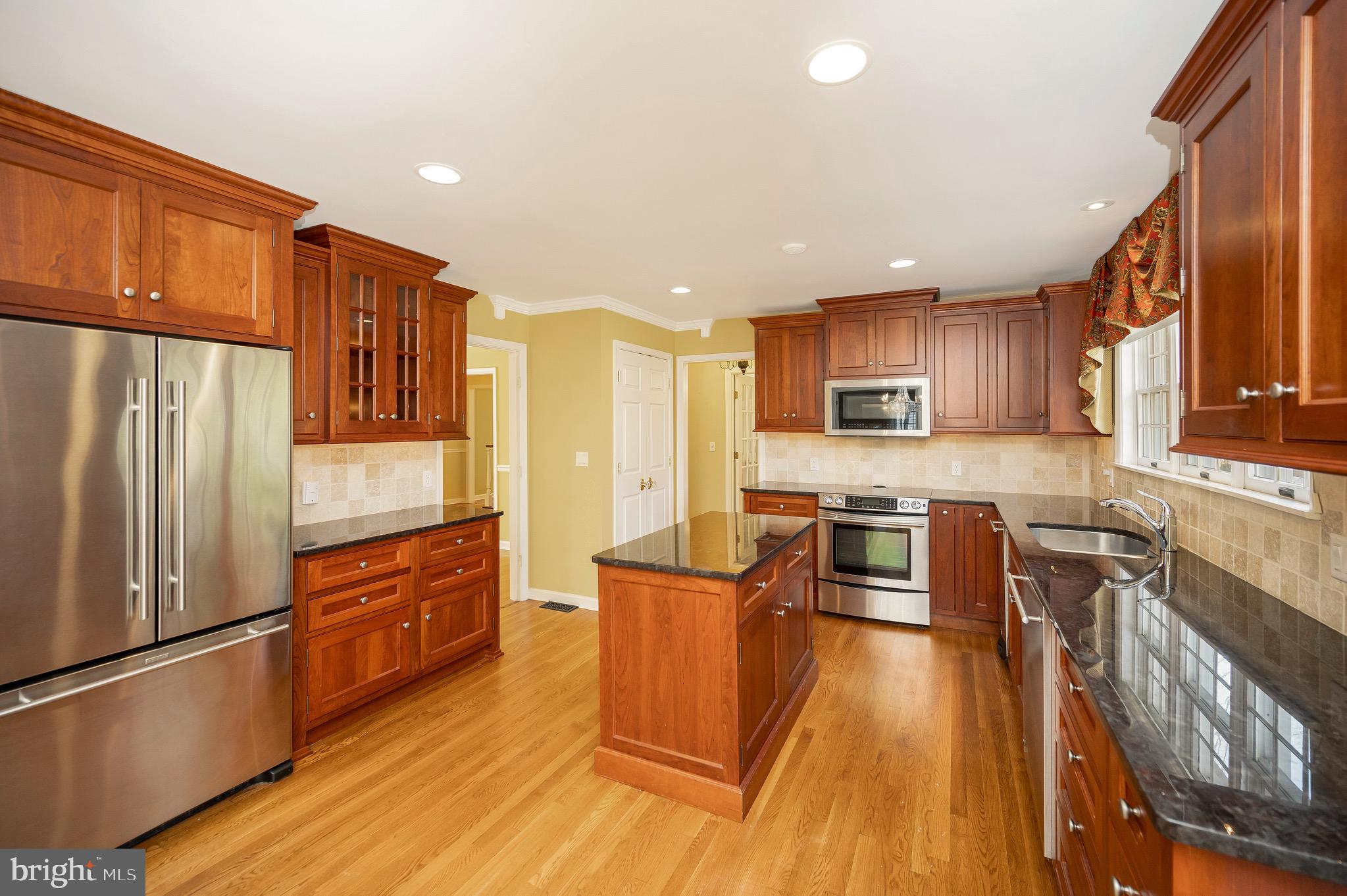 LAKE OF THE WOODS - Residential