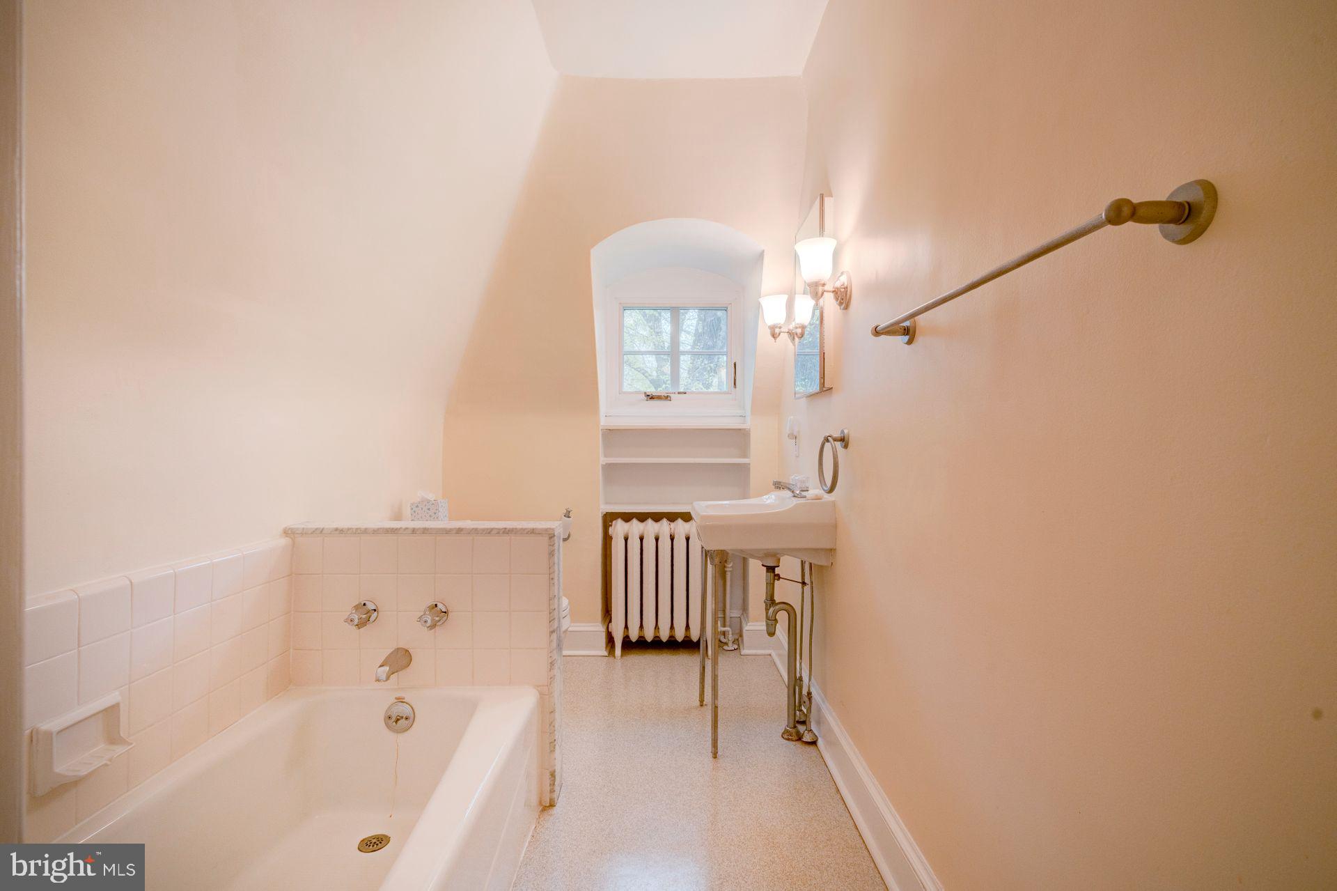 MT AIRY (WEST) - Residential