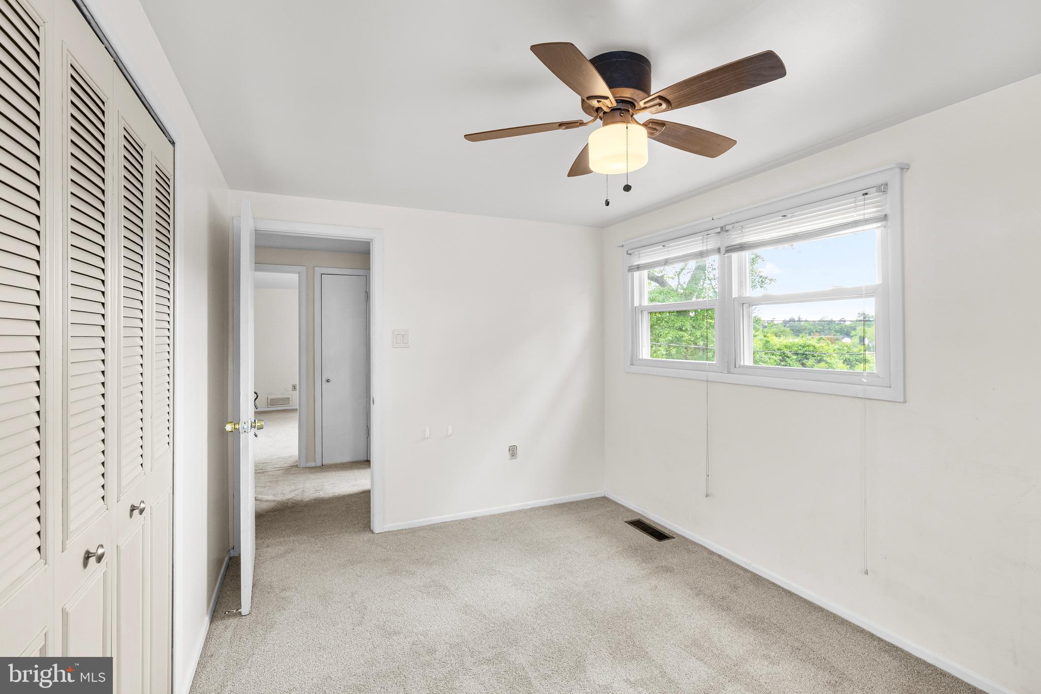 TULIP GROVE - Residential