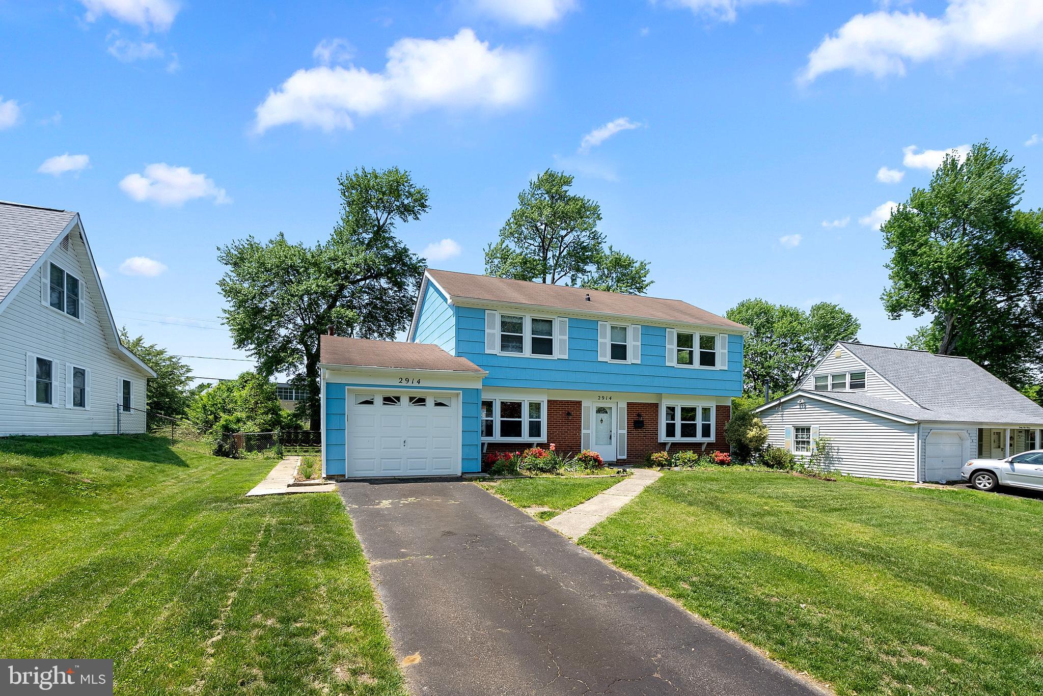 TULIP GROVE - Residential