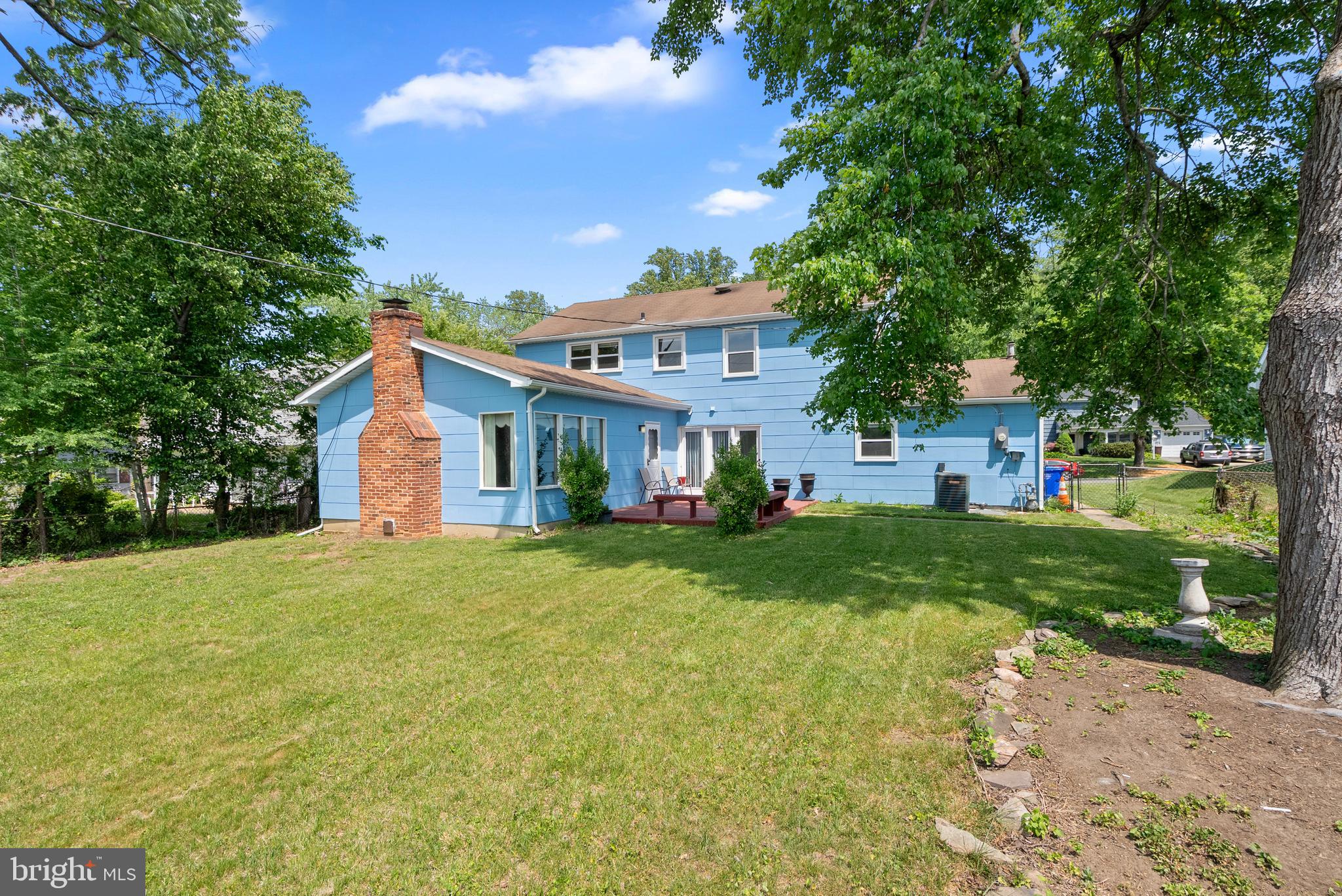 TULIP GROVE - Residential