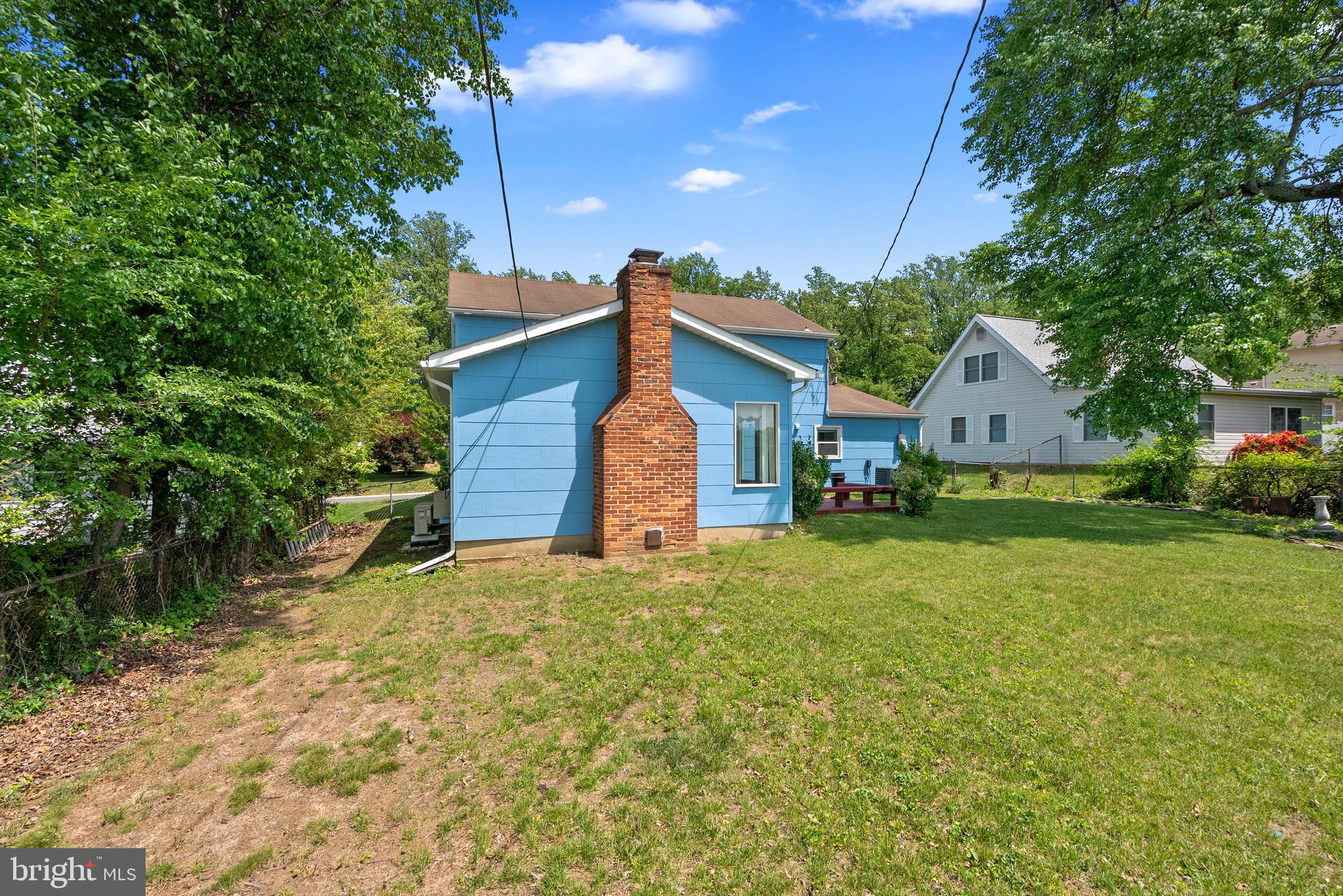 TULIP GROVE - Residential