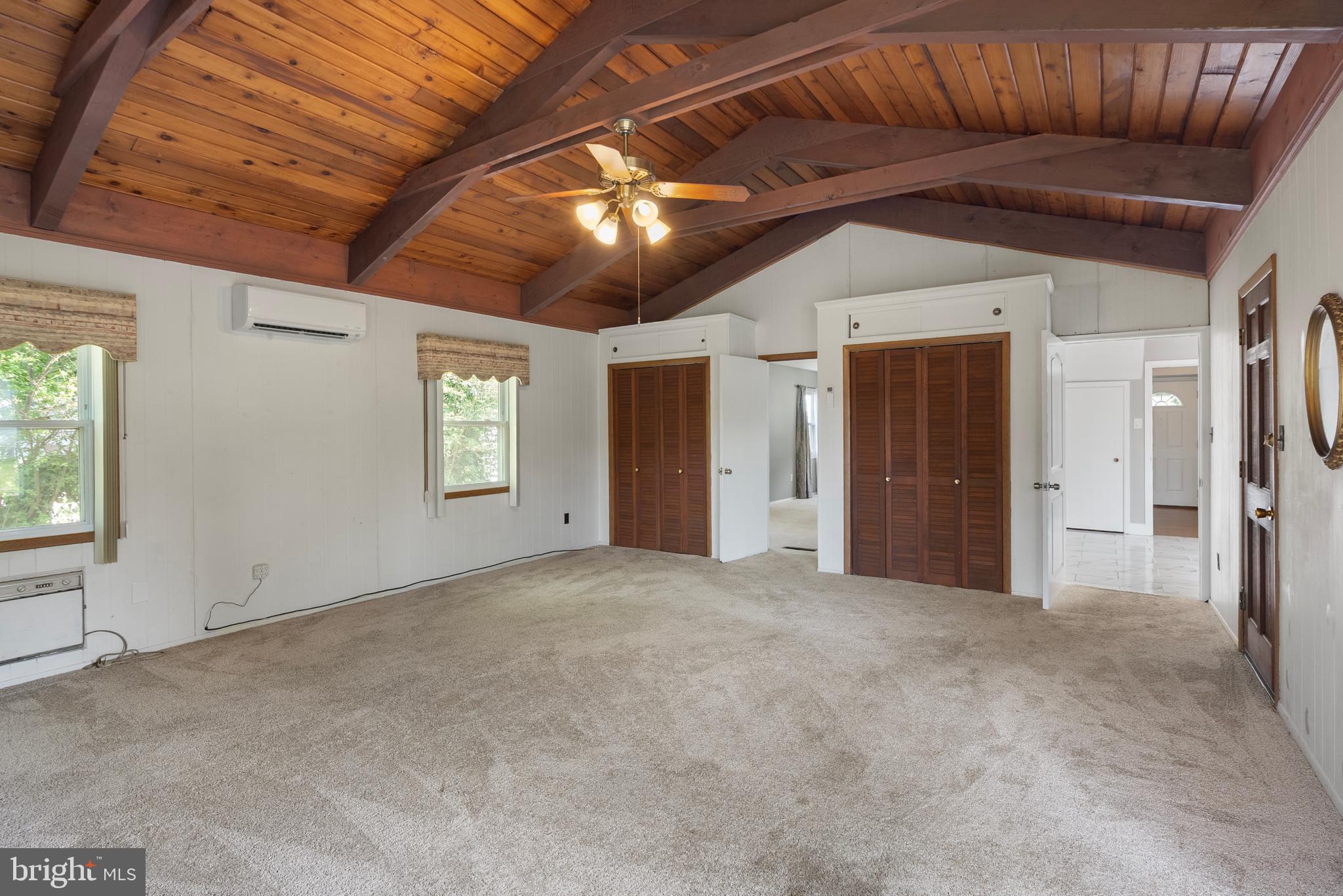 TULIP GROVE - Residential