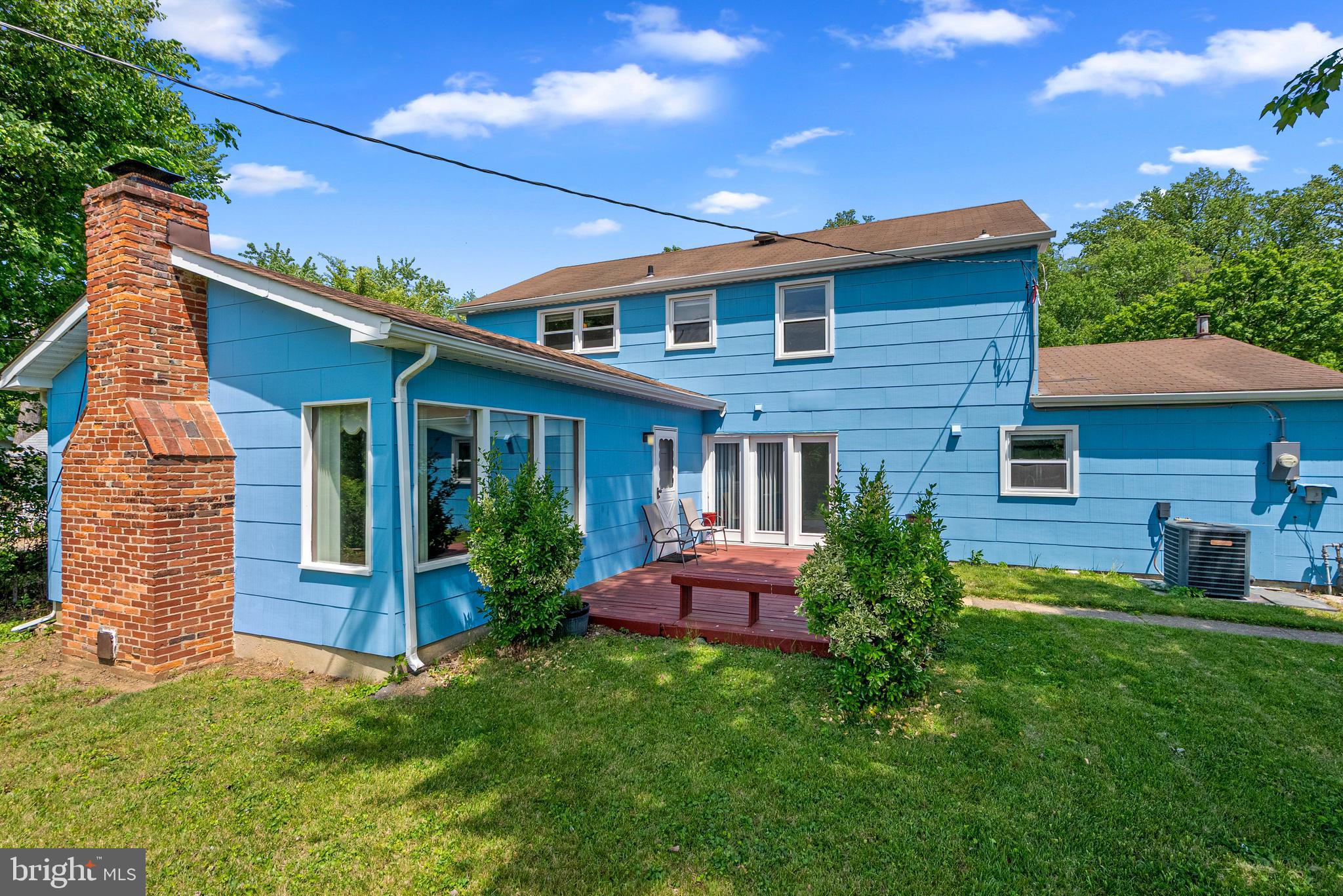 TULIP GROVE - Residential