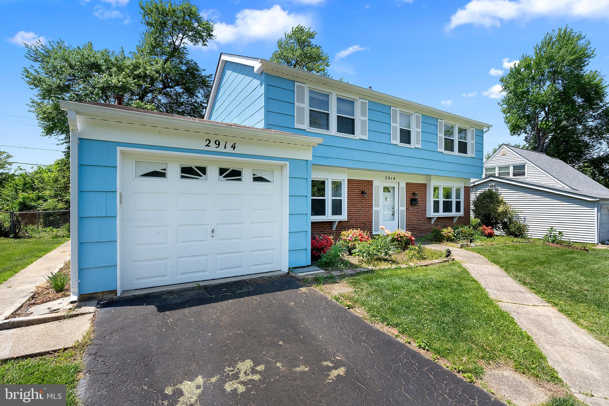 TULIP GROVE - Residential