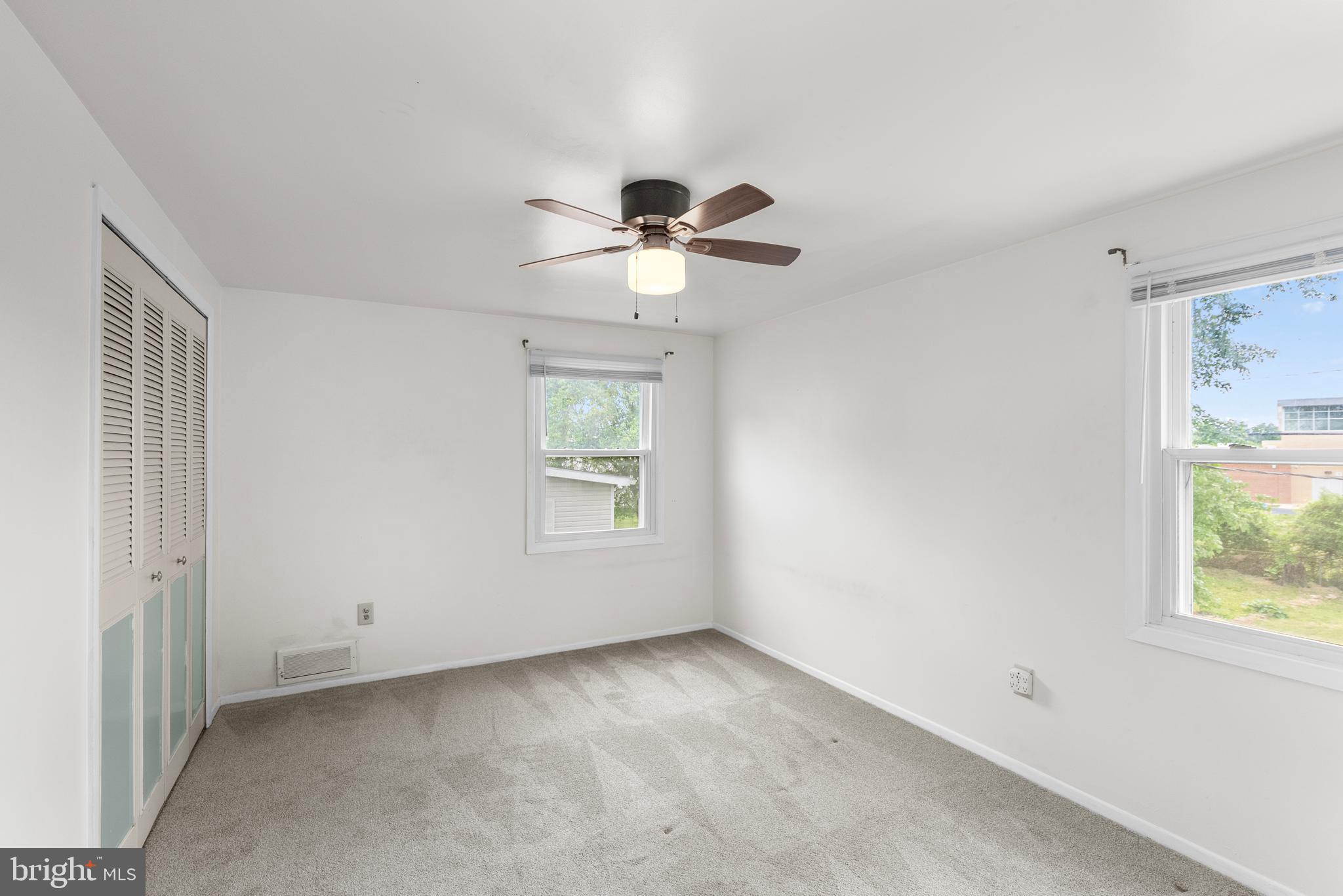 TULIP GROVE - Residential