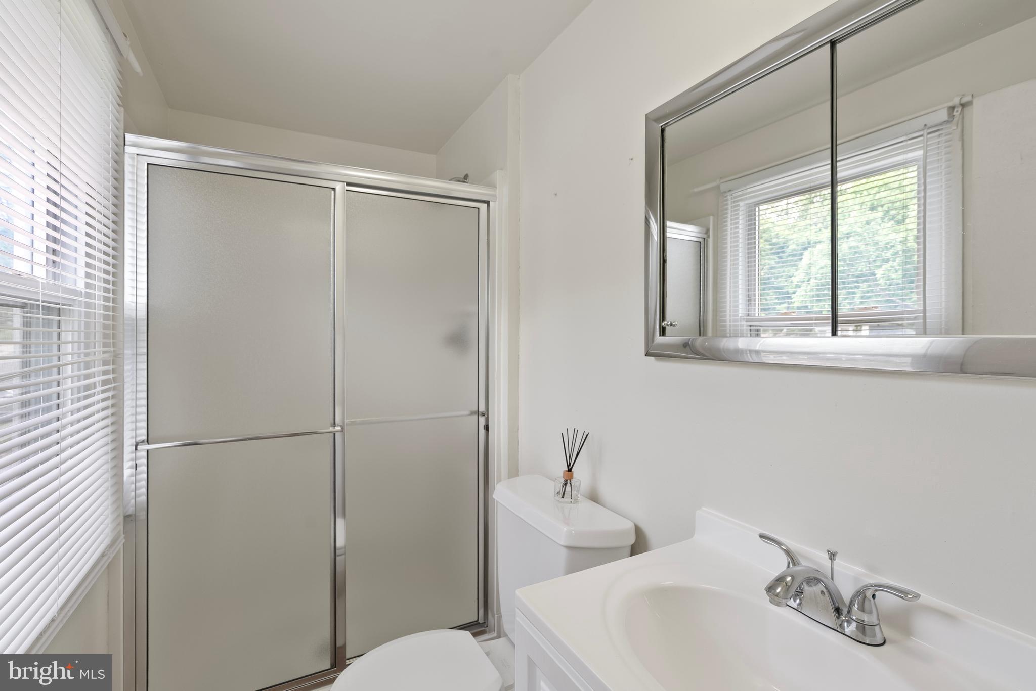 TULIP GROVE - Residential