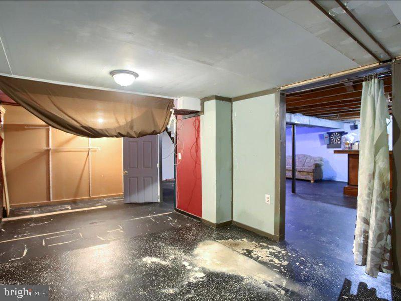 COLONIAL PARK GARDENS - Residential