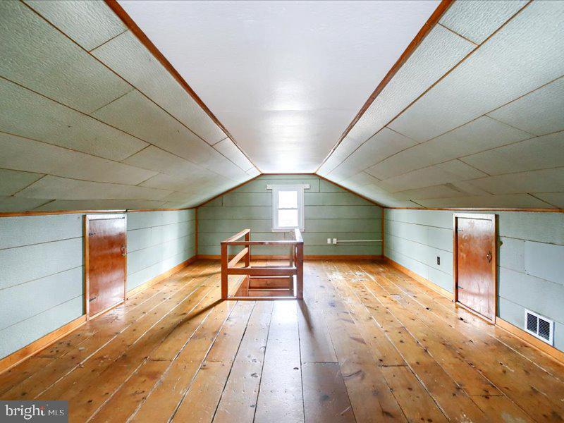 COLONIAL PARK GARDENS - Residential