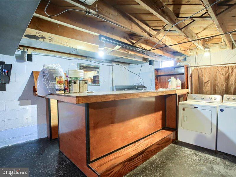 COLONIAL PARK GARDENS - Residential