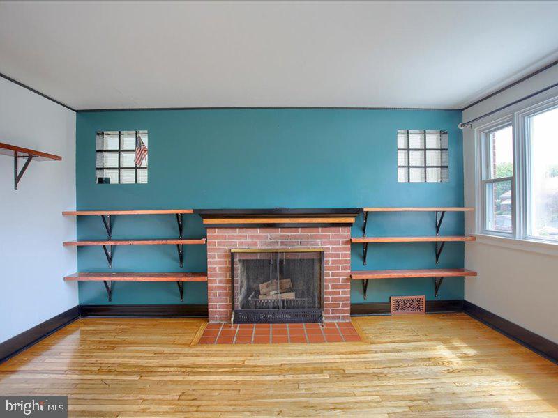 COLONIAL PARK GARDENS - Residential