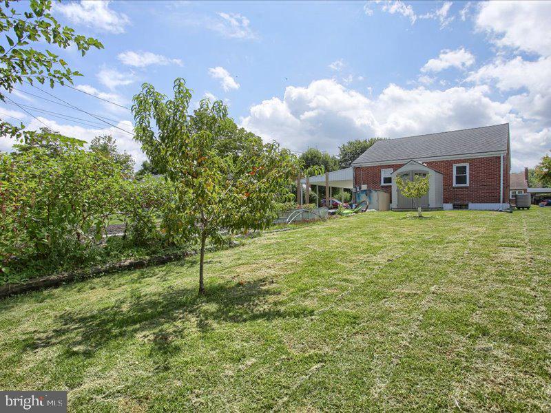 COLONIAL PARK GARDENS - Residential