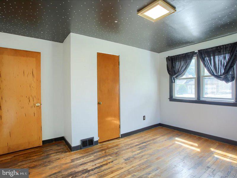 COLONIAL PARK GARDENS - Residential