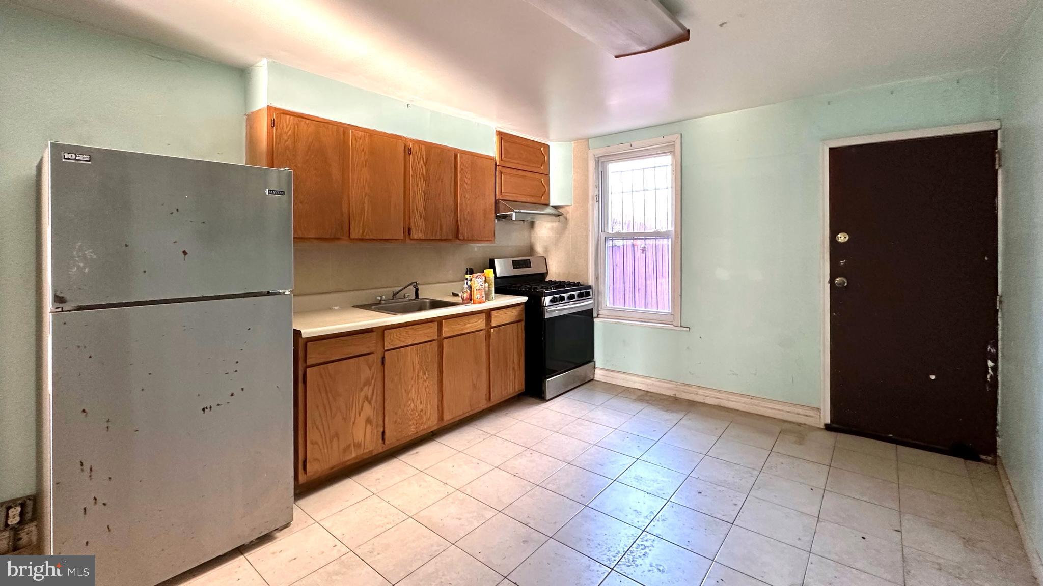 POINT BREEZE - Residential