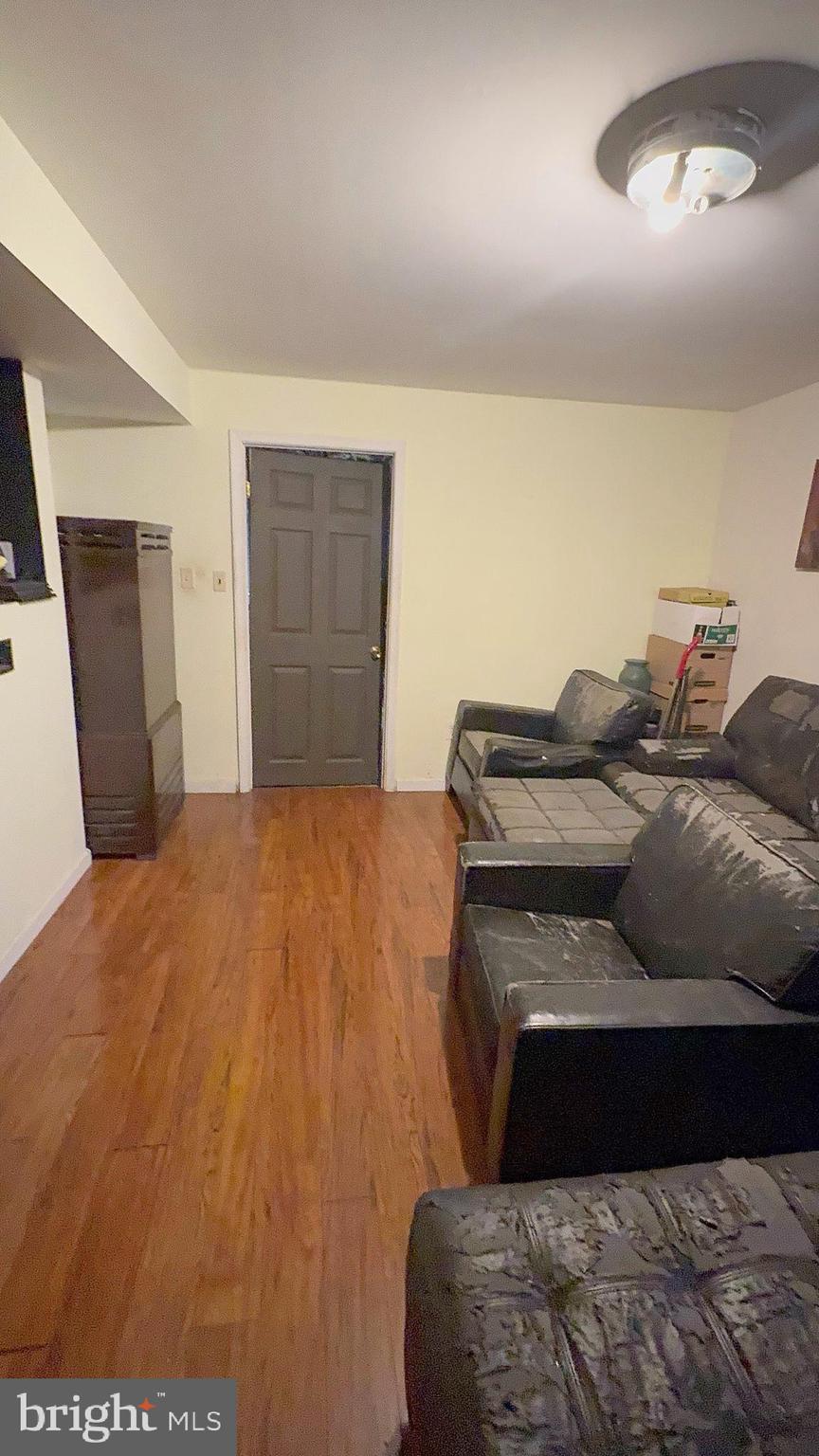 HOLLY SPRINGS - Residential