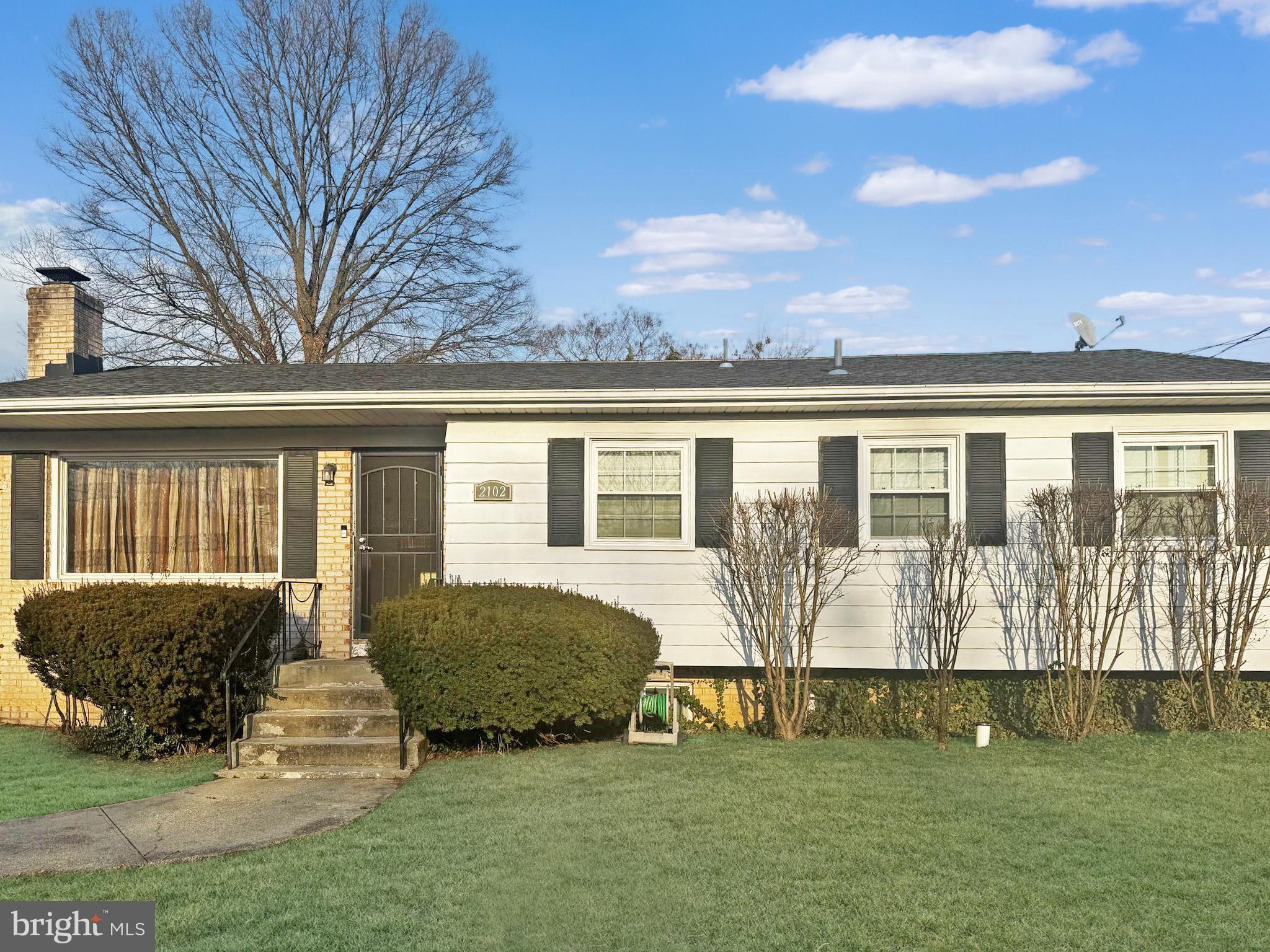 HOLLY SPRINGS - Residential