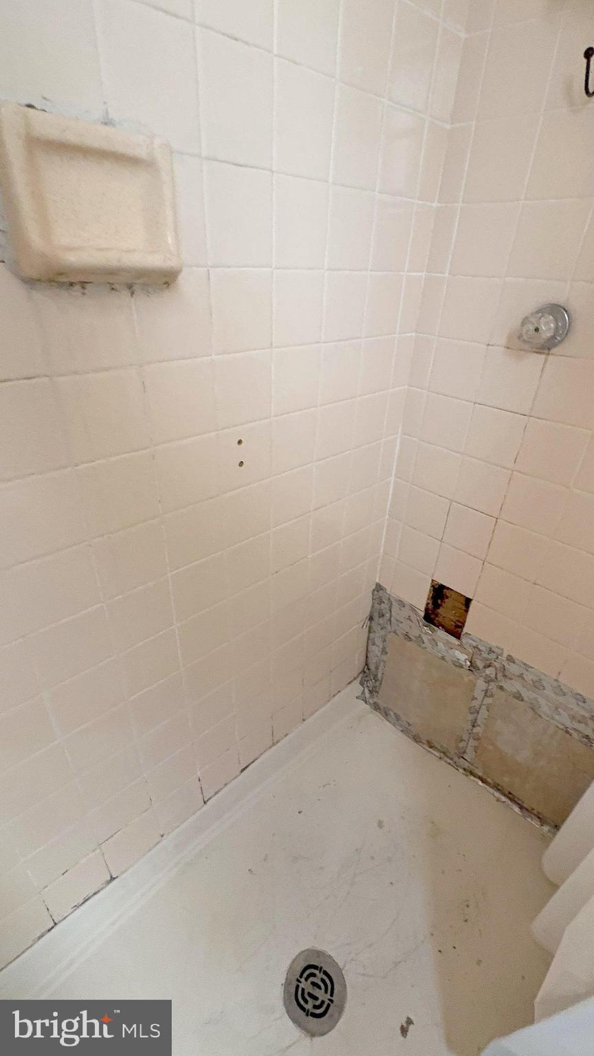 HOLLY SPRINGS - Residential