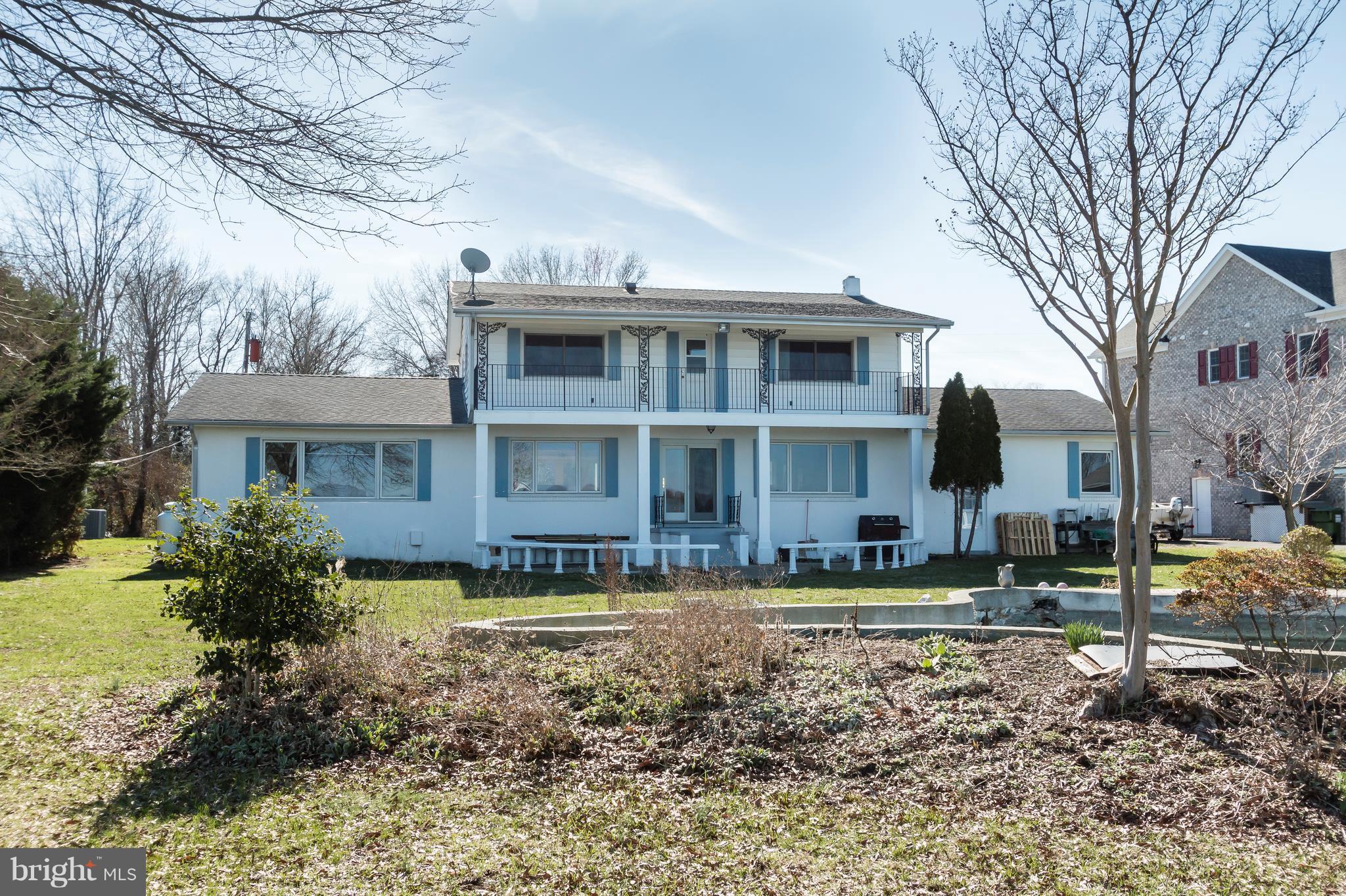 GOLDEN BEACH - Residential Lease