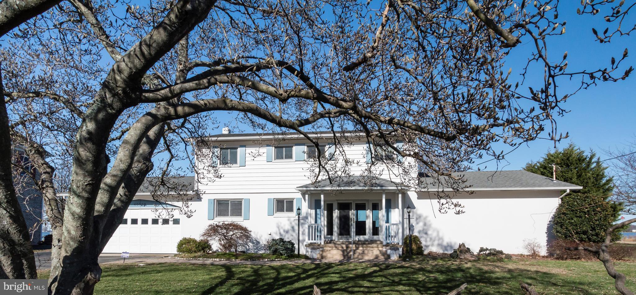 GOLDEN BEACH - Residential Lease