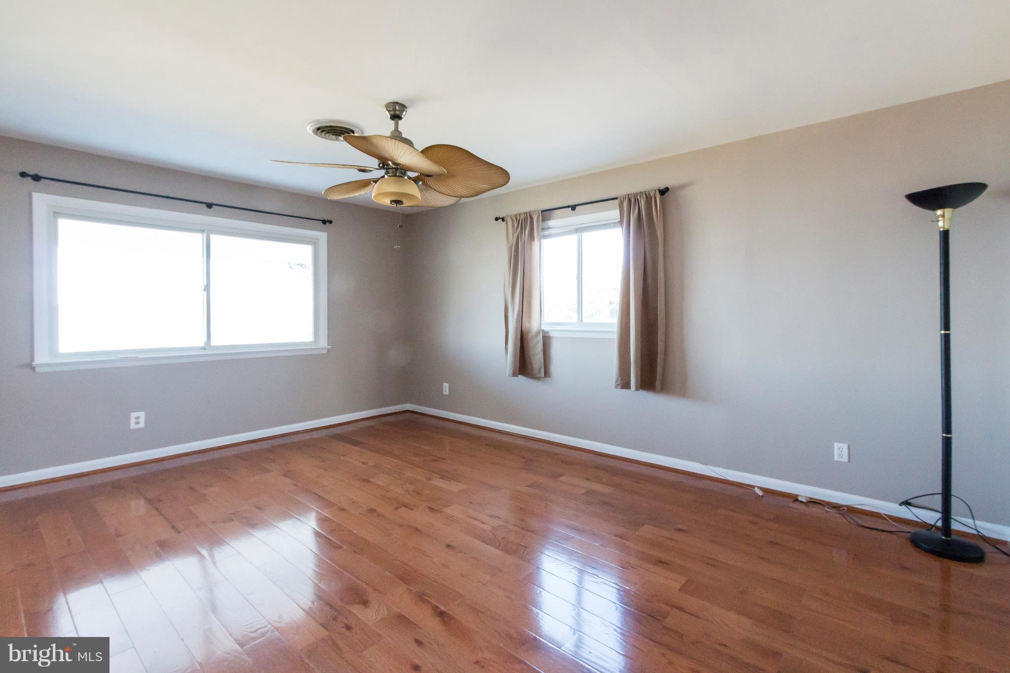 GOLDEN BEACH - Residential Lease