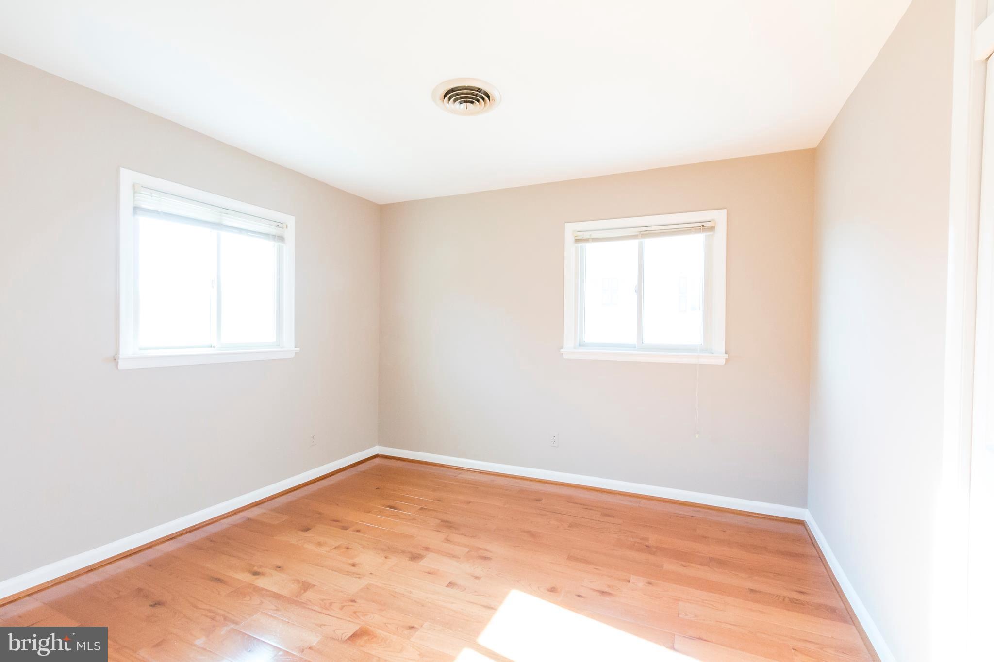 GOLDEN BEACH - Residential Lease