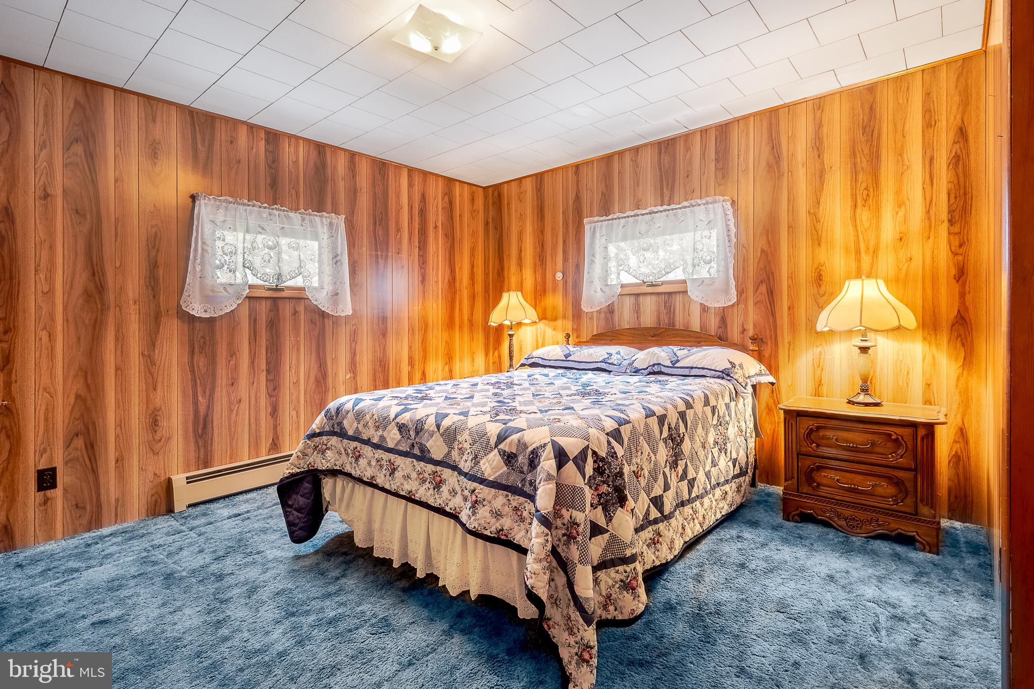 OAKLAND SANG RUN ROAD - Residential