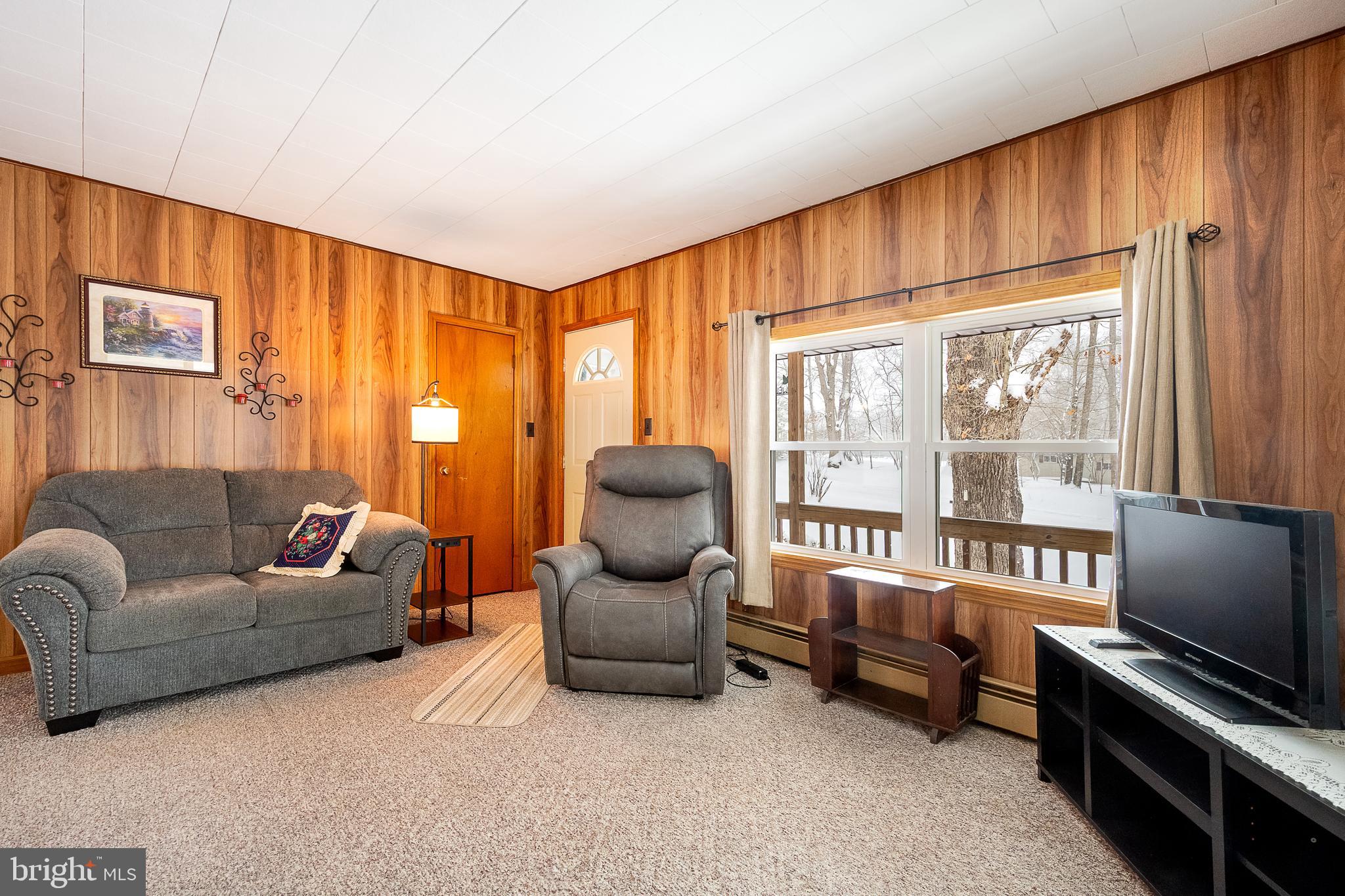 OAKLAND SANG RUN ROAD - Residential